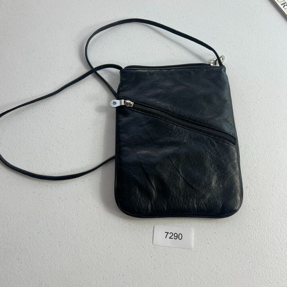 Wilsons Leather Maxima Black Crossbody Bag W/ Double Zippers - Picture 9 of 9